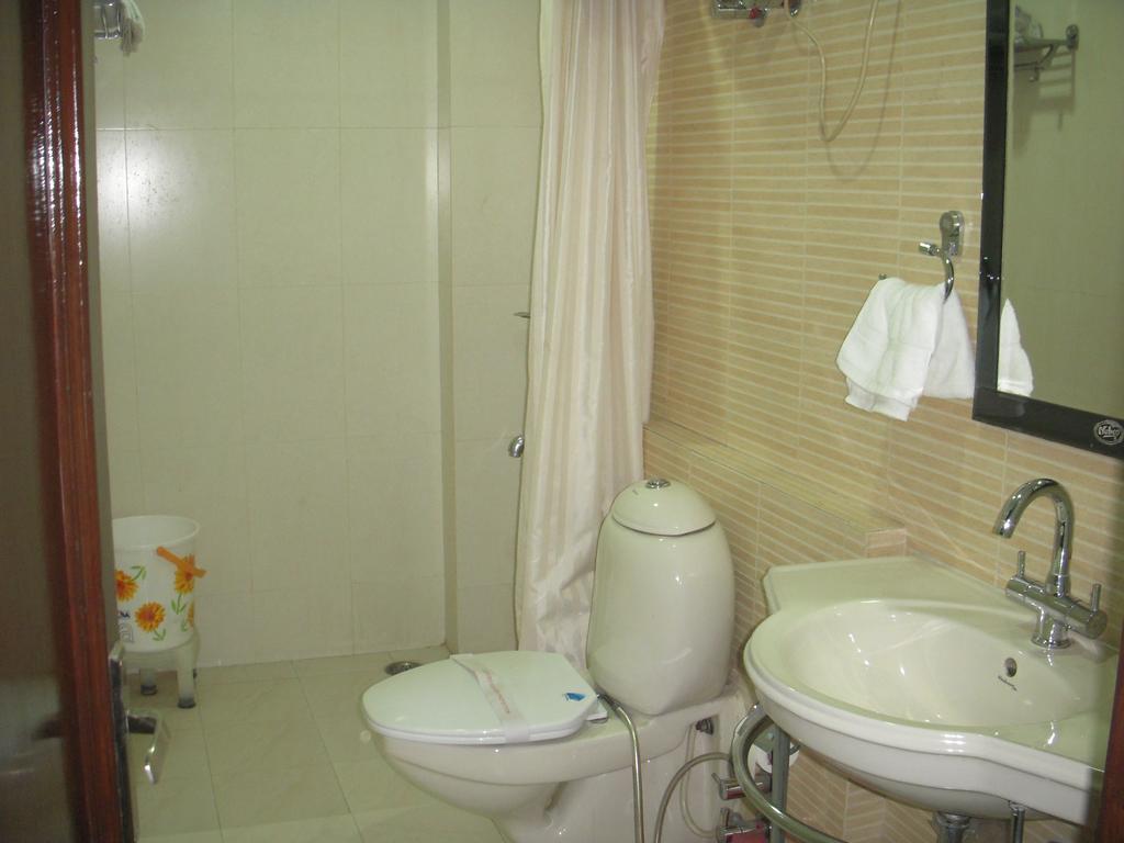 Rams Inn Yeni Delhi Oda fotoğraf